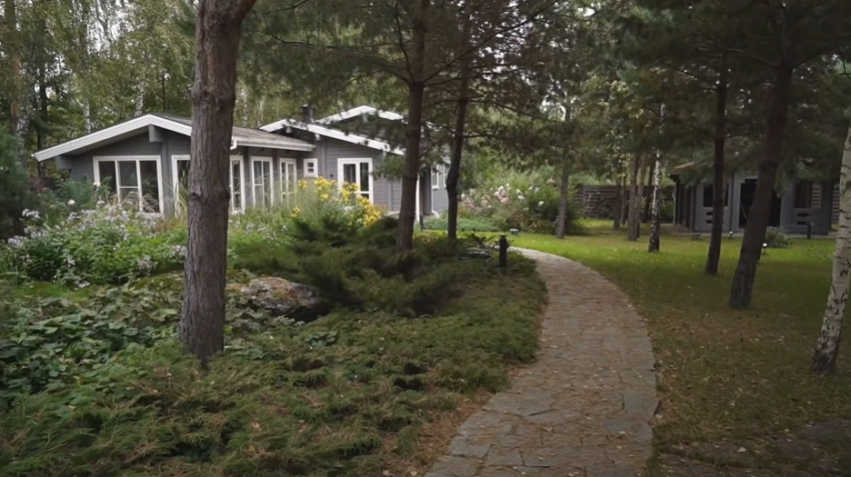 https://lugansk.mslandshaft.ru/storage/app/uploads/public/642/bc0/d39/642bc0d399e1d921922120.png